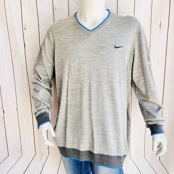 Sweater Cuello V Nike